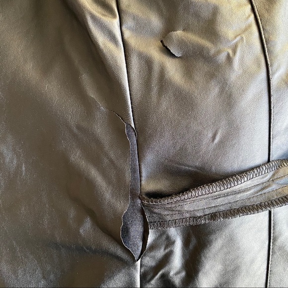 Black Faux Leather Vest - Picture 9 of 10